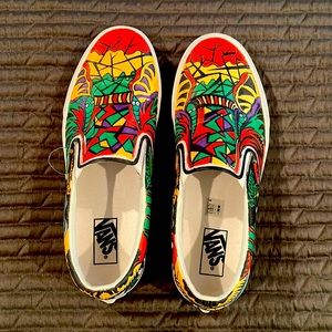 Vans Men’s size 11 CUSTOM “Welcome to the Jungle” Excellent condition worn once